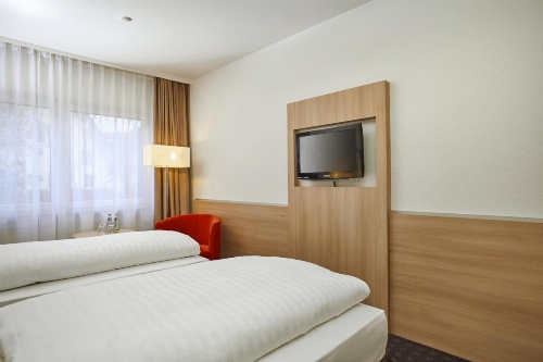 H+ Hotel Darmstadt image 10